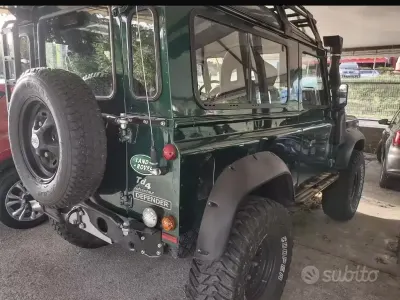 Usata Land Rover Defender 68 CV (50 kW) 2008 SUV
