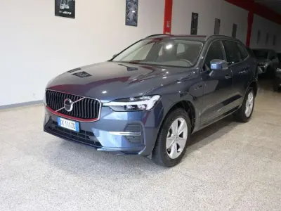 Usado Volvo XC60 Business Edition 197 CV (144 kW) 2022 Azul SUV
