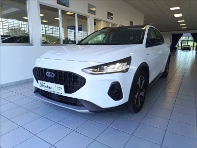 Usata Ford Focus Active 125 CV (91 kW) 2024 Bianco frozen Berlina
