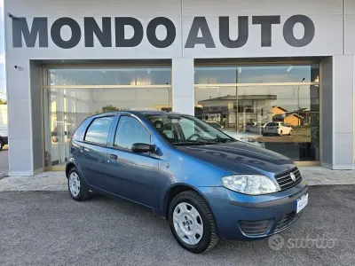 Gebraucht Fiat Punto Dynamic 60 PS (44 kW) 2004 Blau Kleinwagen
