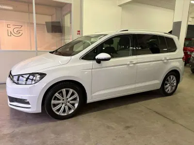 Käytetty VW Touran