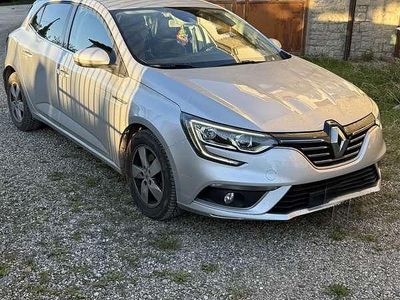Usata Renault Mégane IV Intens 131 CV (96 kW) 2017 Berlina