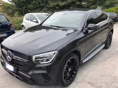 Usata Mercedes GLC220 194 CV (142 kW) 2019 Grigio SUV