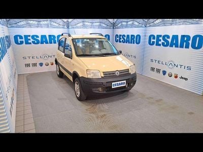 Usata Fiat Panda 4x4 Climbing 69 CV (50 kW) 2006 Giallo sole Utilitaria
