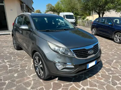 Usata Kia Sportage 116 CV (85 kW) 2011 Grigio SUV