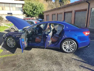 Usata Maserati Ghibli 275 CV (202 kW) 2015 Blu Berlina