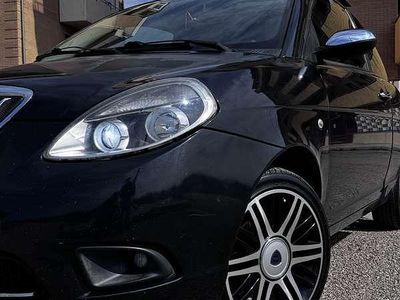 Usata Lancia Ypsilon 69 CV (50 kW) 2004 Utilitaria