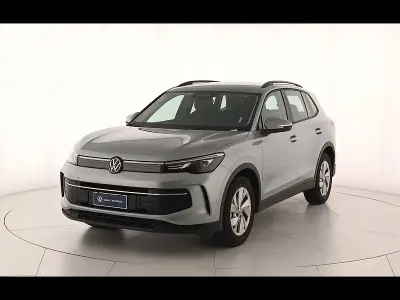 Usata VW Tiguan Life 150 CV (110 kW) 2024 Grigio SUV