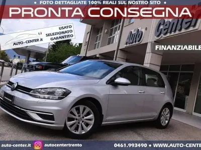 Usata VW Golf VII Executive 150 CV (110 kW) 2017 Argento Utilitaria