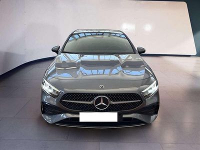 Usata Mercedes A180 AMG line 136 CV (100 kW) 2025 Grigio Utilitaria
