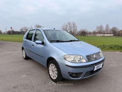 Usata Fiat Punto Classica 60 CV (44 kW) 2010 Blu/azzurro Utilitaria