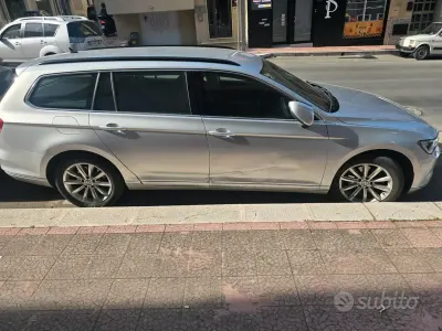 Usata VW Passat 120 CV (88 kW) 2016 Grigio Station wagon