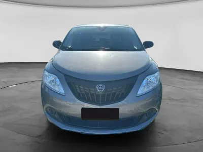 Usata Lancia Ypsilon Silver 70 CV (51 kW) 2023 Grigio Utilitaria