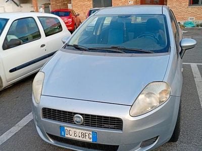 Usata Fiat Grande Punto 75 CV (55 kW) 2007 Grigio Utilitaria