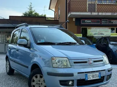 Usata Fiat Panda Emotion 69 CV (50 kW) 2010 Bluazzurro Utilitaria