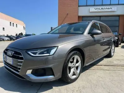 Usata Audi A4 Advanced Plus 163 CV (119 kW) 2022 Grigio Station wagon