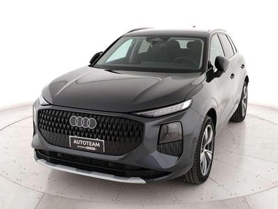 Nuova Audi Q3 Advanced Plus 150 CV (110 kW) 2026 Grigio med SUV