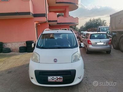 Usata Fiat Qubo Trekking 74 CV (54 kW) 2014 Bianco Monovolume