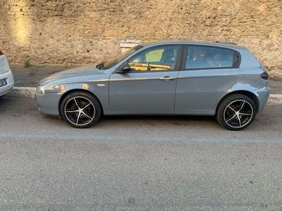 usata Alfa Romeo 147 5p 1.9 jtd Exclusive 120cv