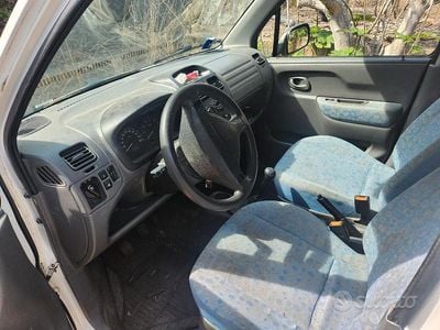 Usata Suzuki Wagon R+ 76 CV (55 kW) 2005 Monovolume