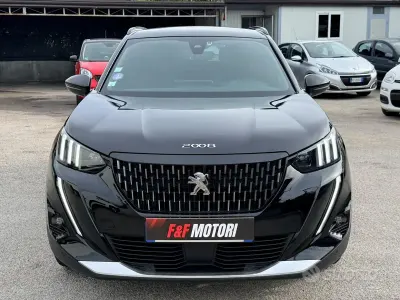 Usata Peugeot 2008 GT 131 CV (96 kW) 2021 Nero SUV