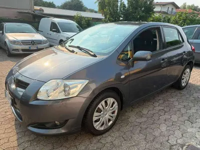 Usata Toyota Auris