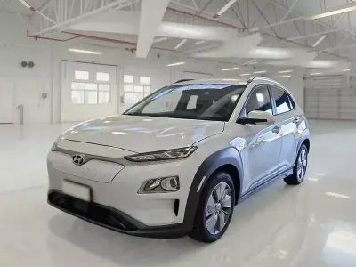 Usata Hyundai Kona XPrime 27 kW (38 CV) 2020 Bianco SUV
