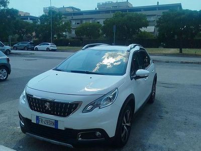 Usata Peugeot 2008 Allure 92 CV (67 kW) 2018 Bianco SUV