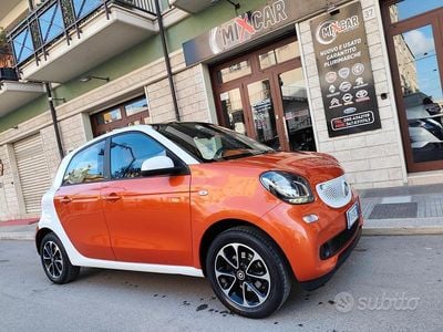 Usata Smart ForFour Prime 71 CV (52 kW) 2015 Arancione Utilitaria