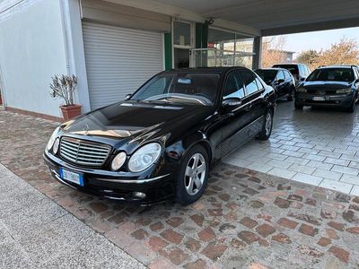 Mercedes E280