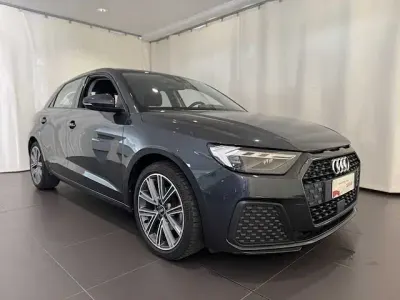 Usata Audi A1 Sportback Admired 110 CV (80 kW) 2023 Grigio manhattan metallizzato Utilitaria