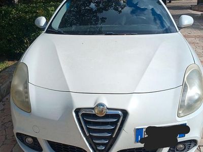 Usata Alfa Romeo Giulietta 120 CV (88 kW) 2011 Bianco Utilitaria