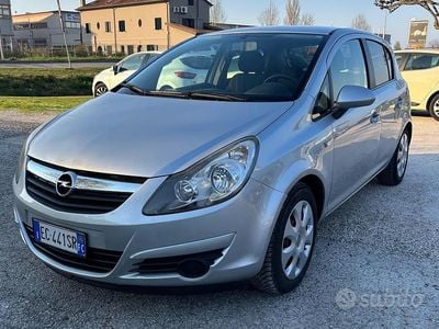 Usata Opel Corsa Edition 80 CV (58 kW) 2010 Grigio Utilitaria