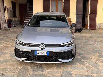 Usata VW Golf VIII R 145 CV (106 kW) 2024 Argento Berlina
