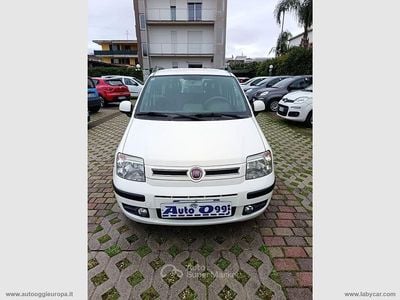 Begagnad Fiat Panda Dynamic 69 HK (50 kW) 2011 Vit Halvkombi