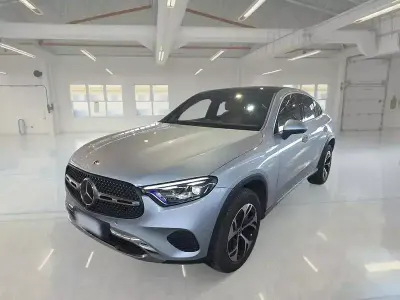 Usata Mercedes GLC400d Advanced Plus 252 CV (185 kW) 2025 Argento SUV