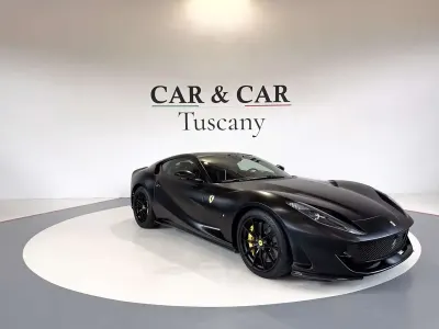 Usata Ferrari 812 799 CV (587 kW) 2020 Nero Coupé