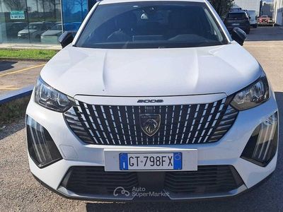 Usata Peugeot 2008 131 CV (96 kW) 2024 Bianco SUV