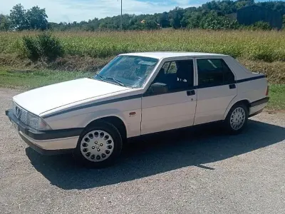 Usata Alfa Romeo 75 128 CV (94 kW) 1986 Berlina
