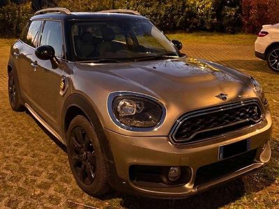 Begagnad Mini Cooper S Countryman Hype 136 HK (100 kW) 2018 Grå SUV