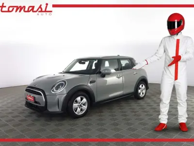 Usata Mini Cooper Essential 136 CV (100 kW) 2022 Moonwalk grey Utilitaria