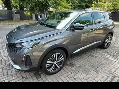 Usata Peugeot 3008 Allure 131 CV (96 kW) 2023 SUV