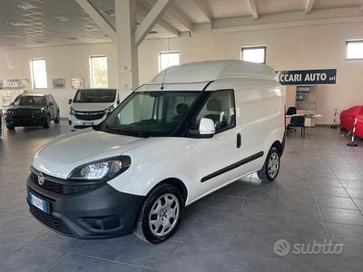 Usata Fiat Doblò Easy 120 CV (88 kW) 2018 Bianco Monovolume