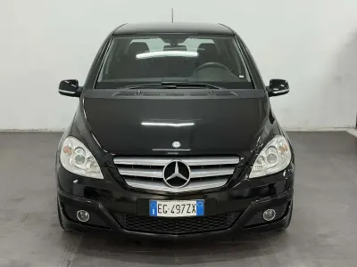 Usata Mercedes B180 Premium 109 CV (80 kW) 2011 Other Utilitaria