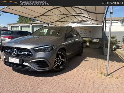 Usata Mercedes GLA200 AMG Line Premium 150 CV (110 kW) 2023 Grigio SUV