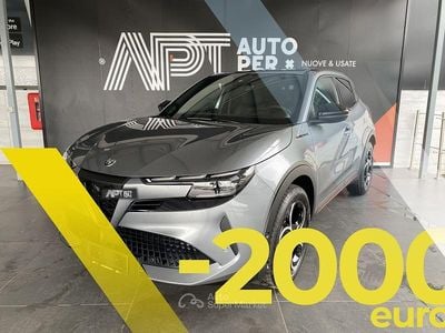 Nuova Alfa Romeo Junior Edizione Speciale 145 CV (106 kW) 2025 Grigio SUV