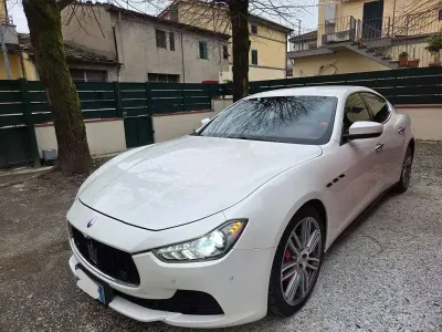 Usata Maserati Ghibli 250 CV (183 kW) 2017 Bianco Berlina