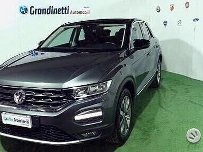 Usata VW T-Roc Style 116 CV (85 kW) 2019 Grigio SUV