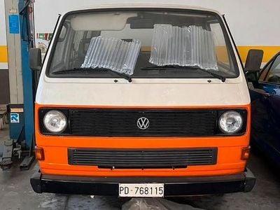 Usata 1985 VW Caravelle Monovolume | 6000 €