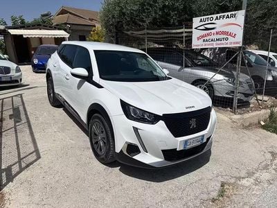 Usata Peugeot 2008 Allure 102 CV (75 kW) 2020 Bianco SUV